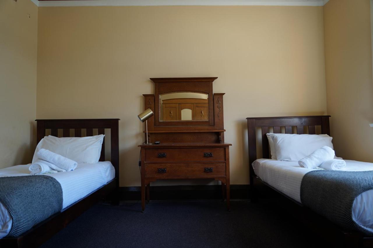 Sir Joseph Banks Hotel Sydney Exterior photo