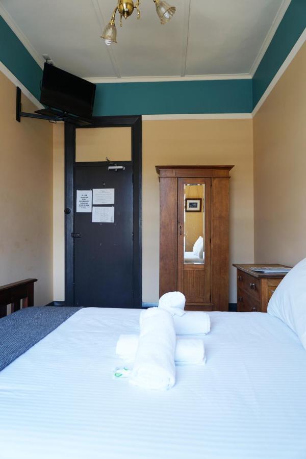 Sir Joseph Banks Hotel Sydney Exterior photo